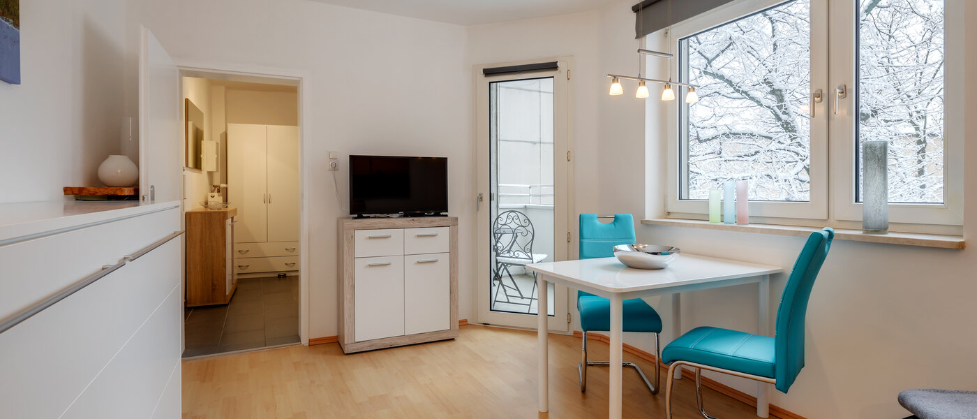 abitazione München Parkstadt Bogenhausen 05 soggiorno 10938