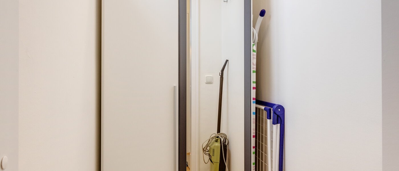 appartamento München Neuhausen 01 ripostiglio 10941