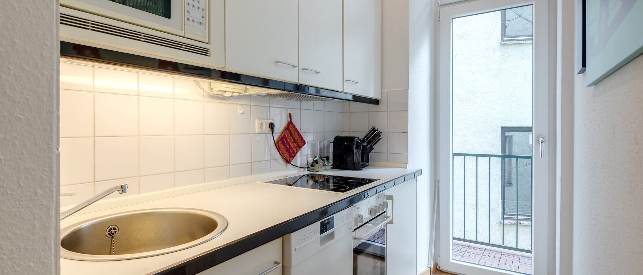appartamento München Glockenbachviertel 01 cucina 10946