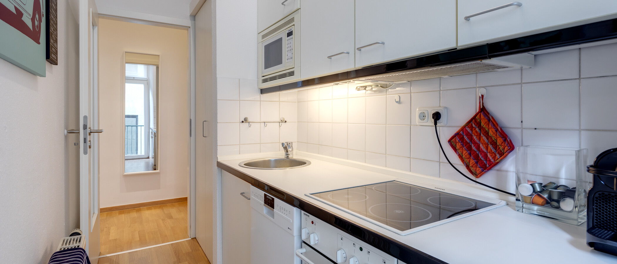 appartamento München Glockenbachviertel 02 cucina 10946
