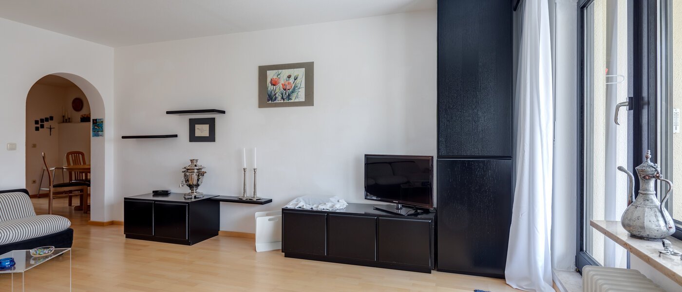 appartamento München Johanneskirchen 04 soggiorno 10948