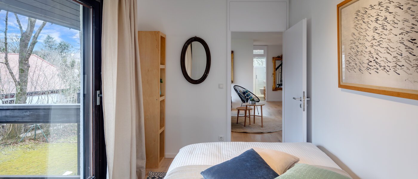 maisonette München Oberföhring 02 2° camera da letto 10997
