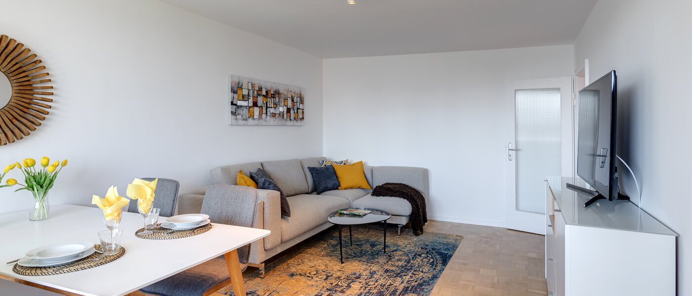 appartamento München Schwabing (links der Leopoldstraße) 03 soggiorno 11029