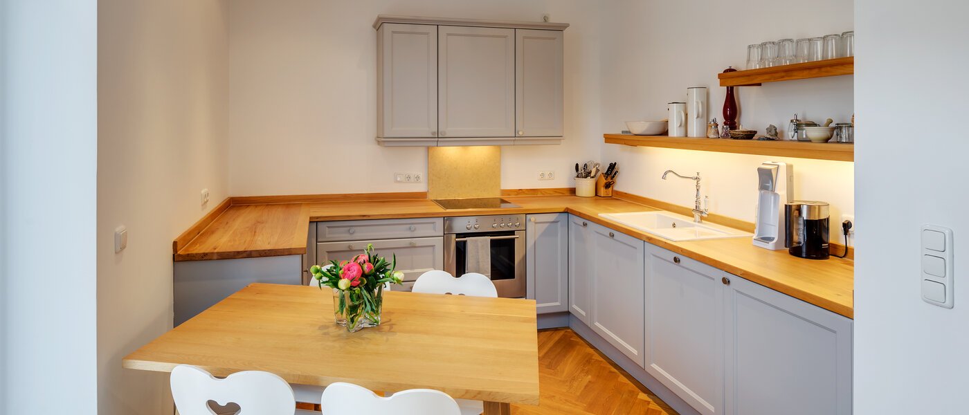 appartamento München Neuhausen 01 cucina 11045