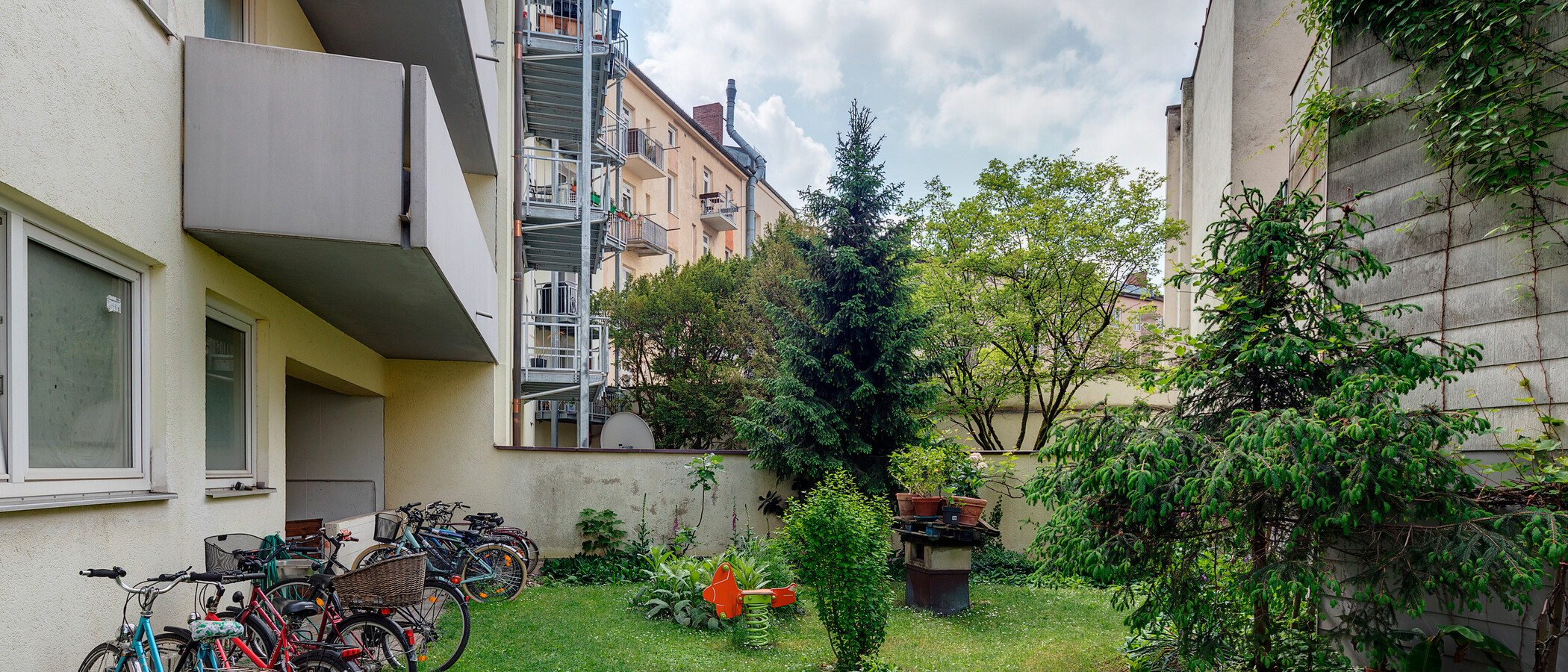 appartamento München Isarvorstadt 01 cortile interno  11049