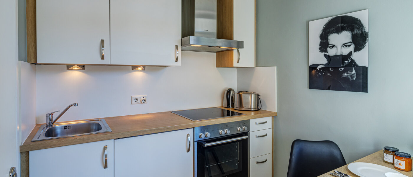 appartamento München Nymphenburg 02 cucina 11055