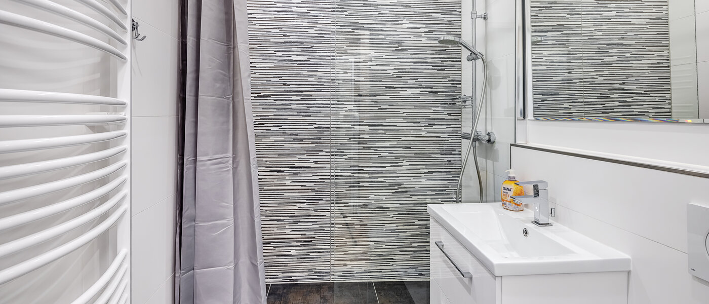 appartamento München Arabellapark 01 bagno 11073