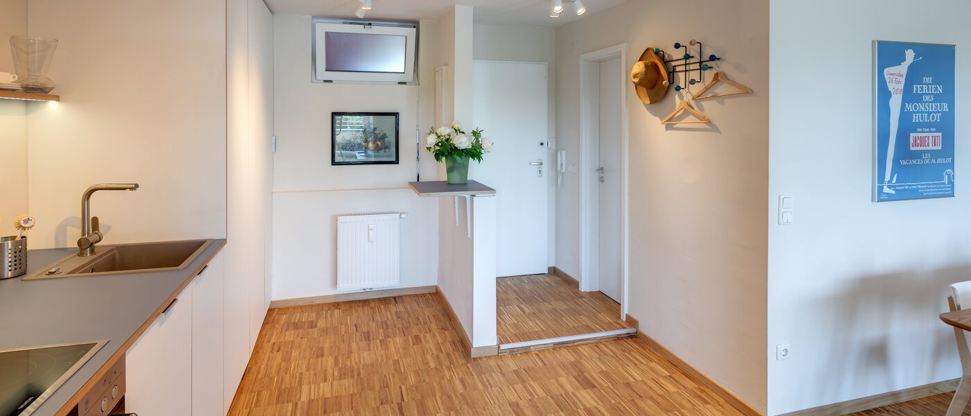 attico con terrazzo München Bogenhausen 04 cucina 11076