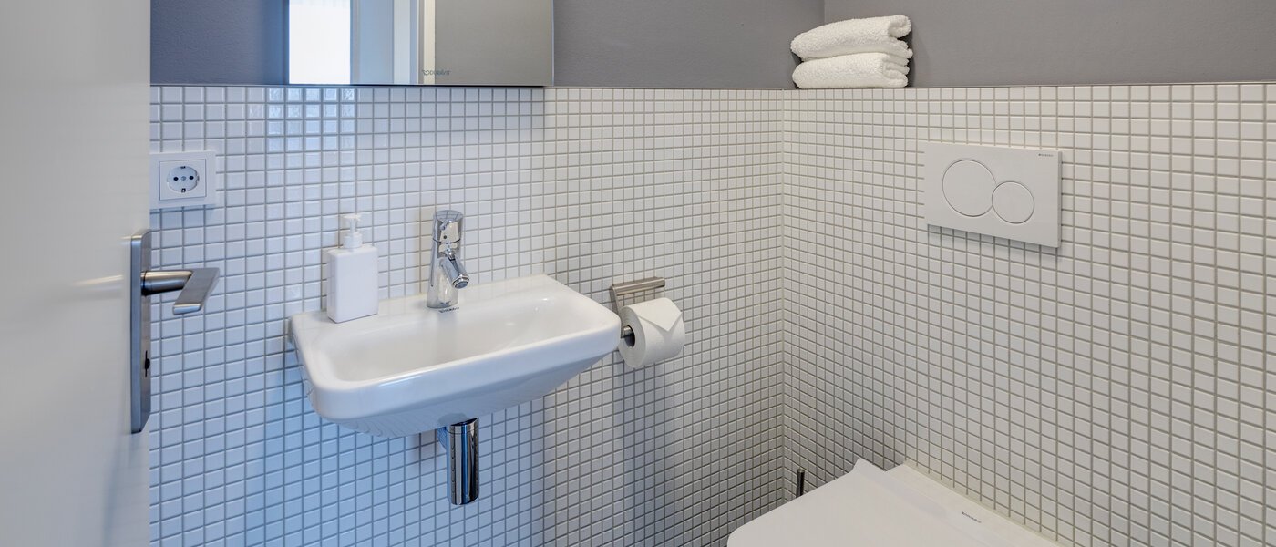 attico con terrazzo München Fasangarten 01 toilette per gli ospiti 11218