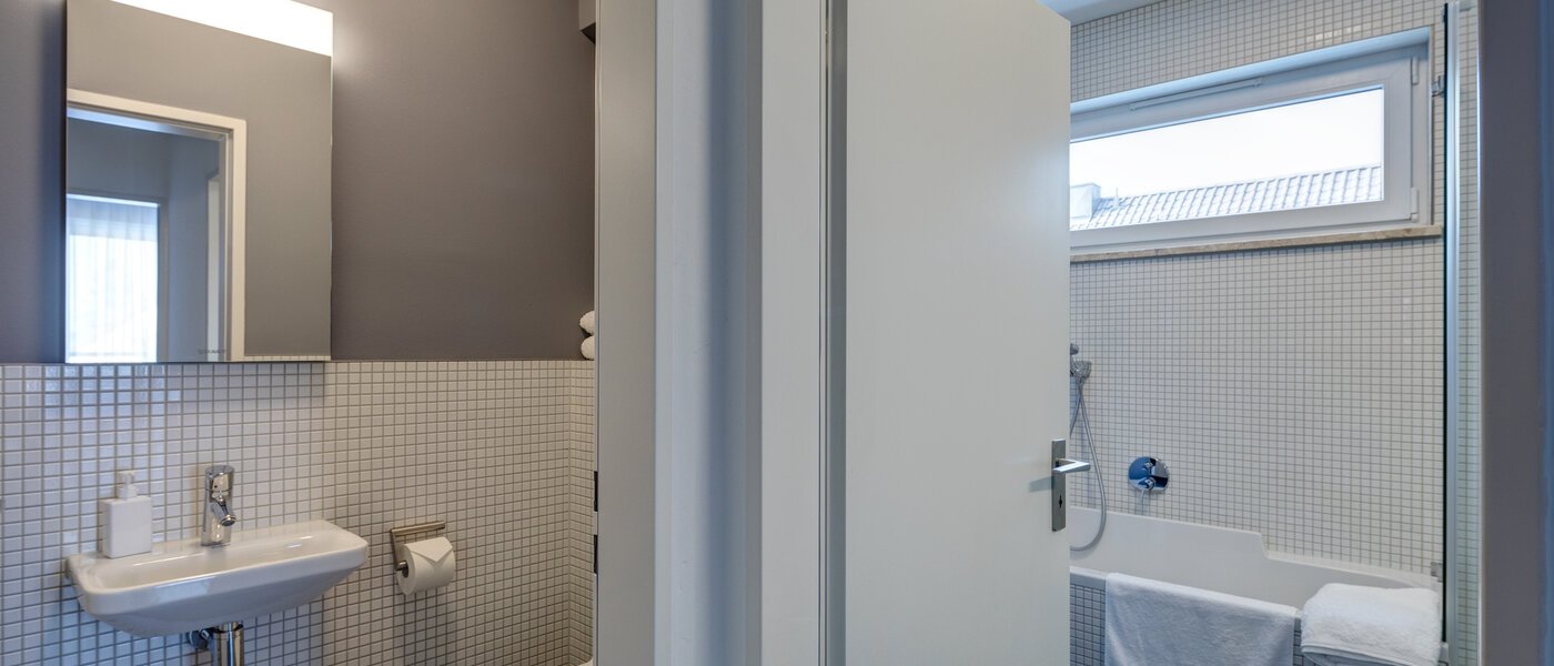 attico con terrazzo München Fasangarten 02 toilette per gli ospiti 11218