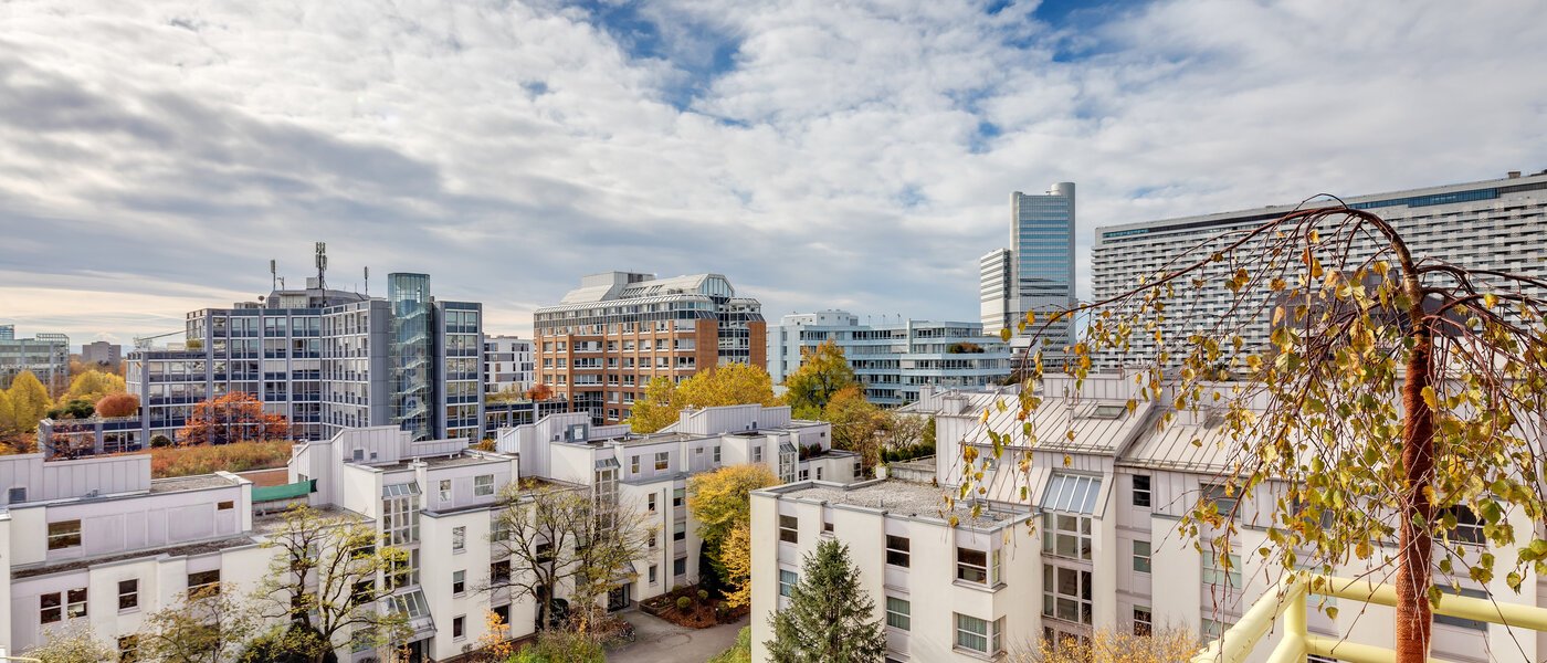 attico con terrazzo München Arabellapark 02 vista 11226