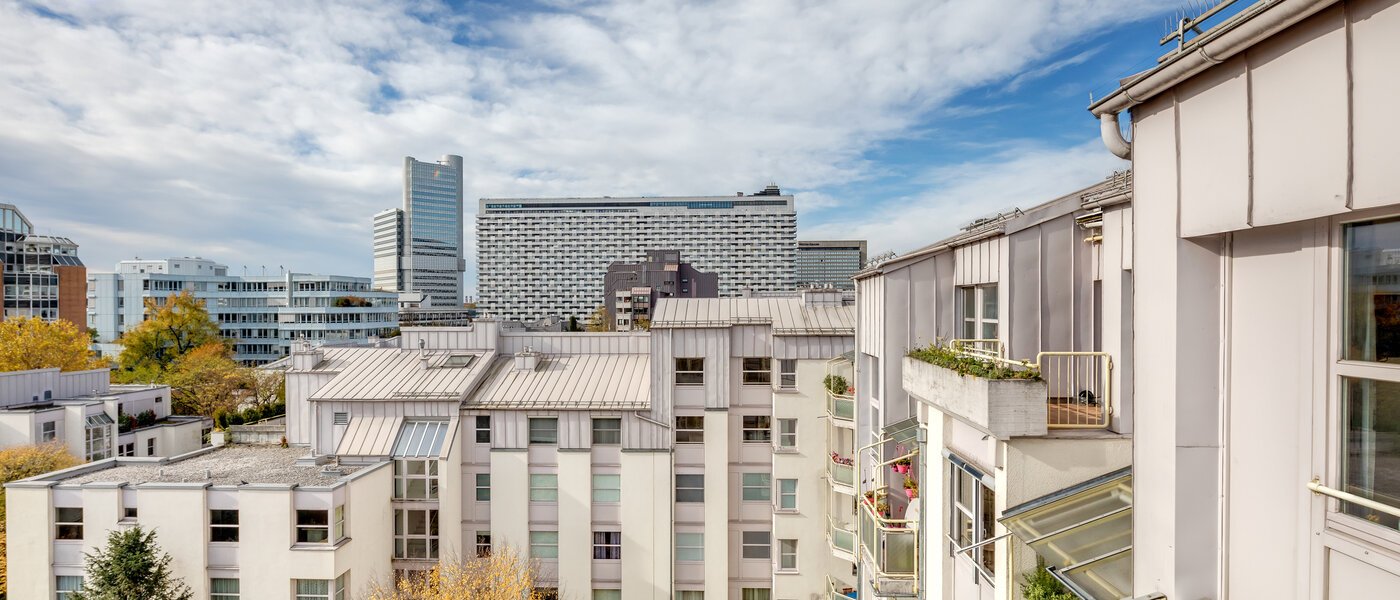 attico con terrazzo München Arabellapark 03 vista 11226