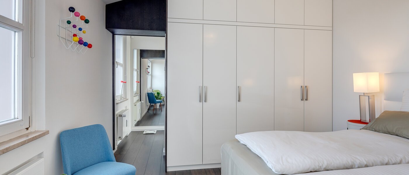 attico con terrazzo München Arabellapark 04 camera da letto 11226