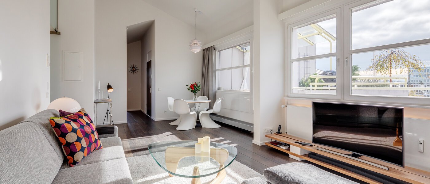 attico con terrazzo München Arabellapark 03 zona living 11226