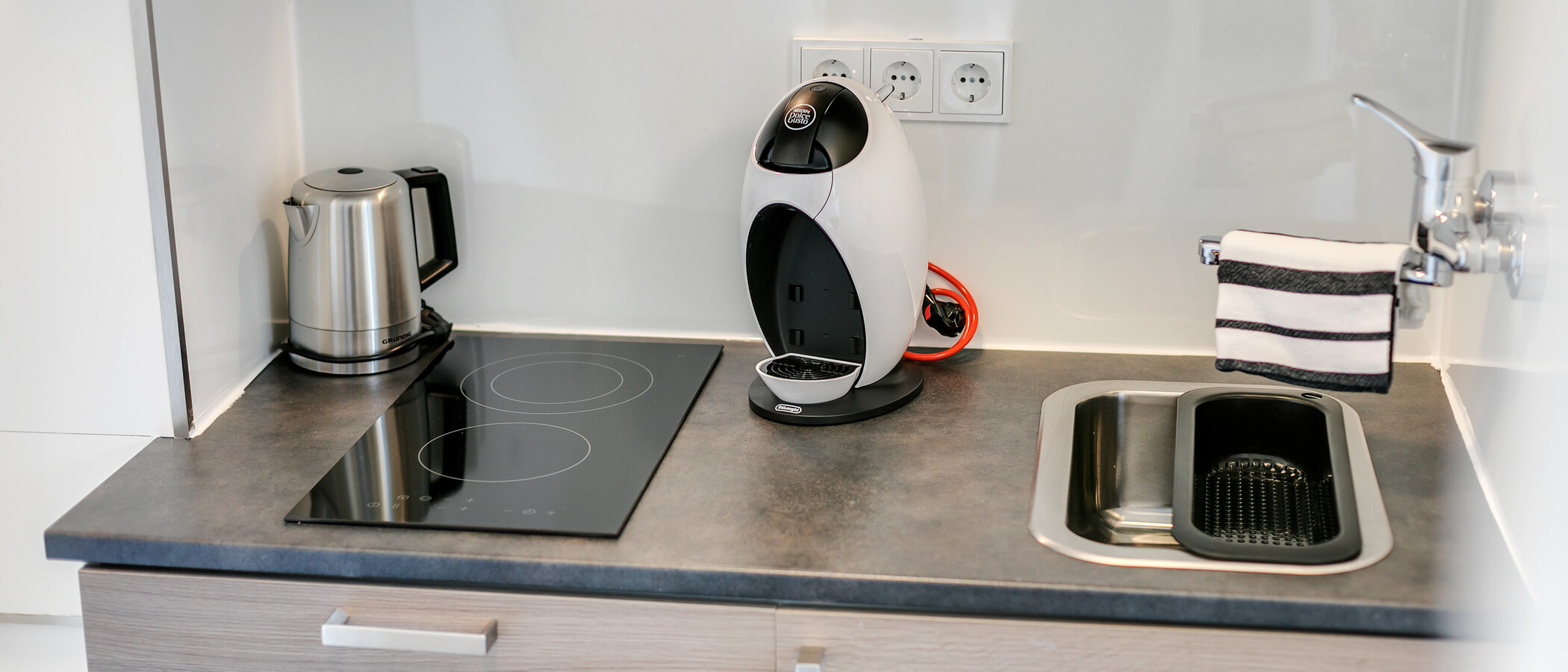 appartamento München Neuhausen 01 cucina 11266