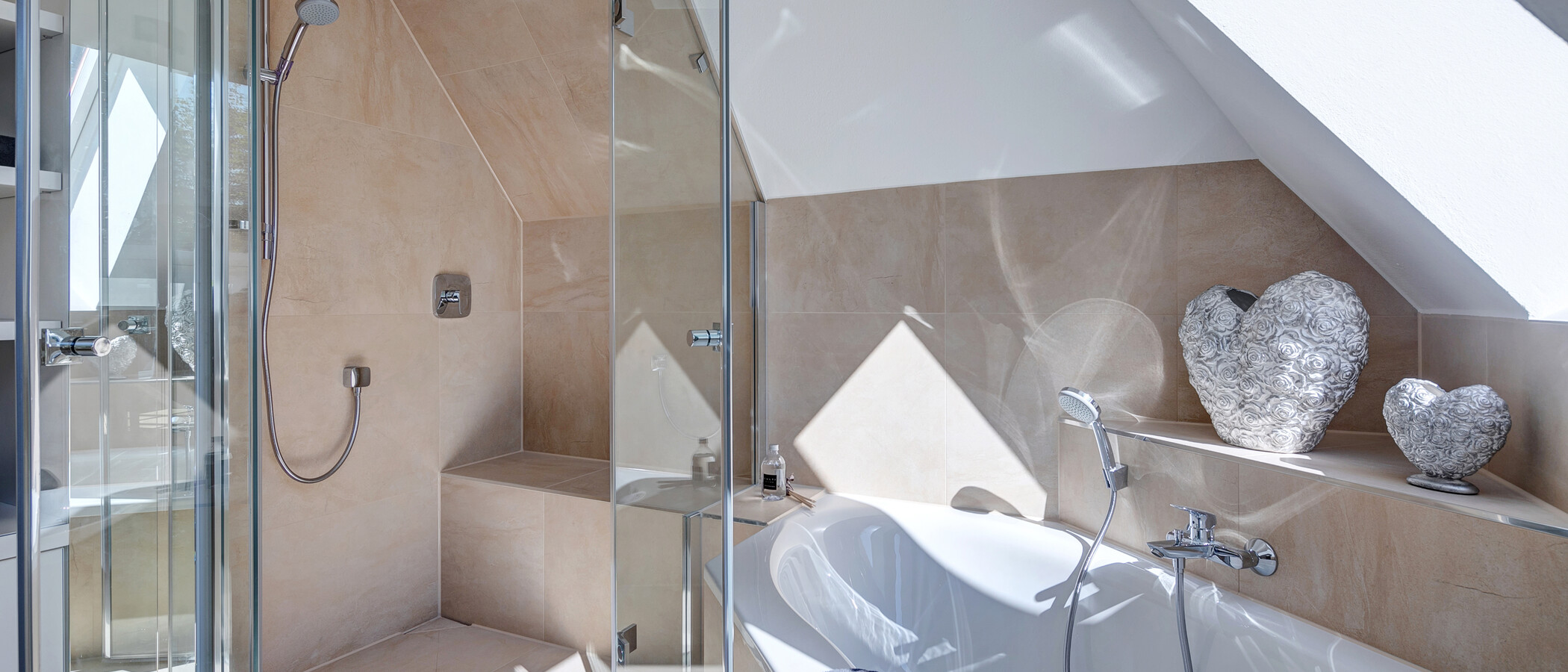 attico con terrazzo München Menterschwaige 02 bagno 11267