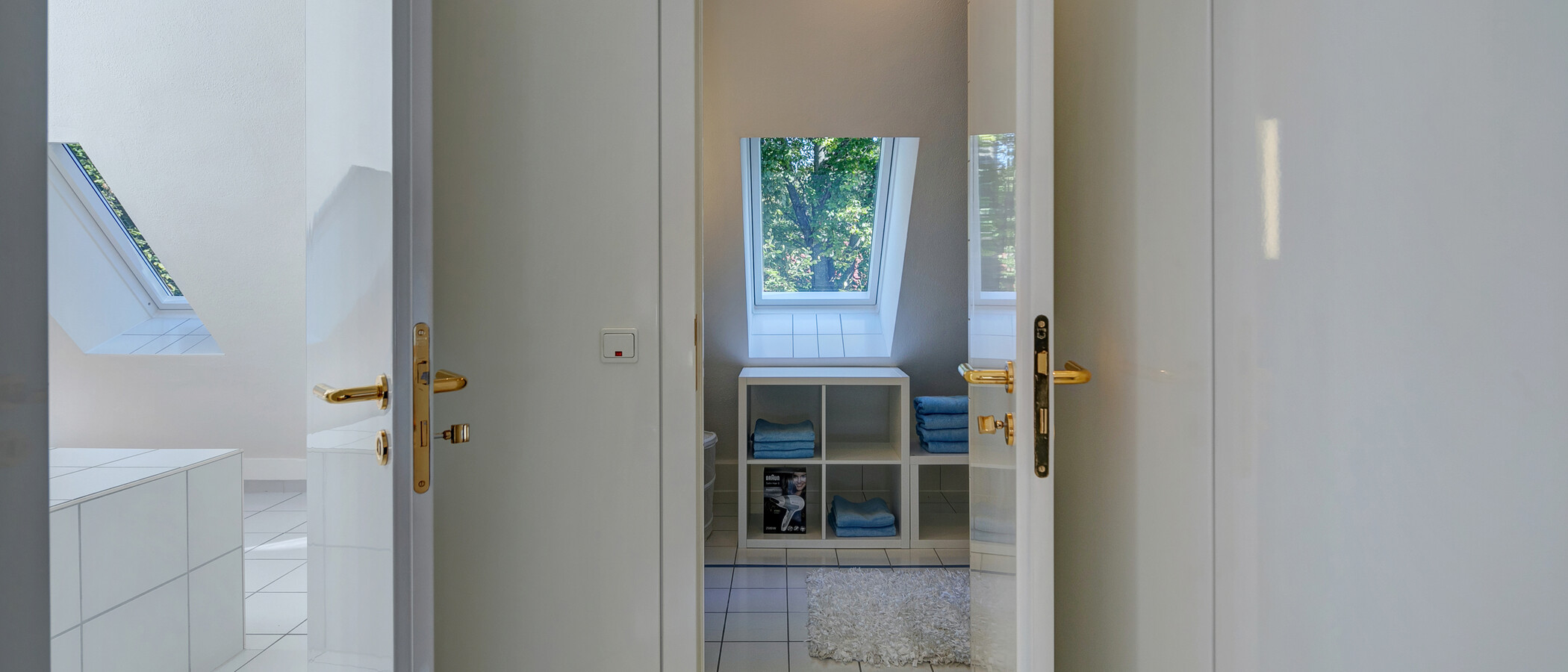 attico con terrazzo München Menterschwaige 04 ingresso/corridioio 11267