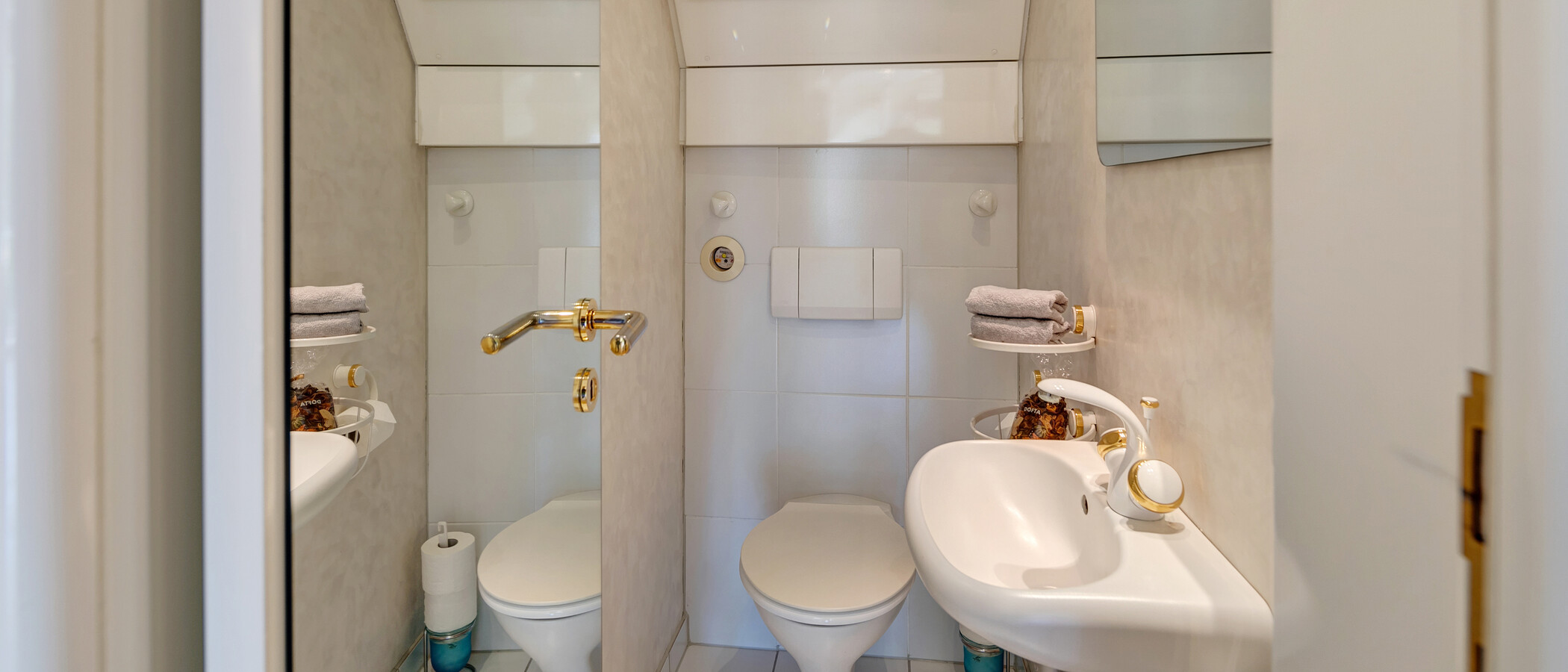 attico con terrazzo München Menterschwaige 01 toilette per gli ospiti 11267