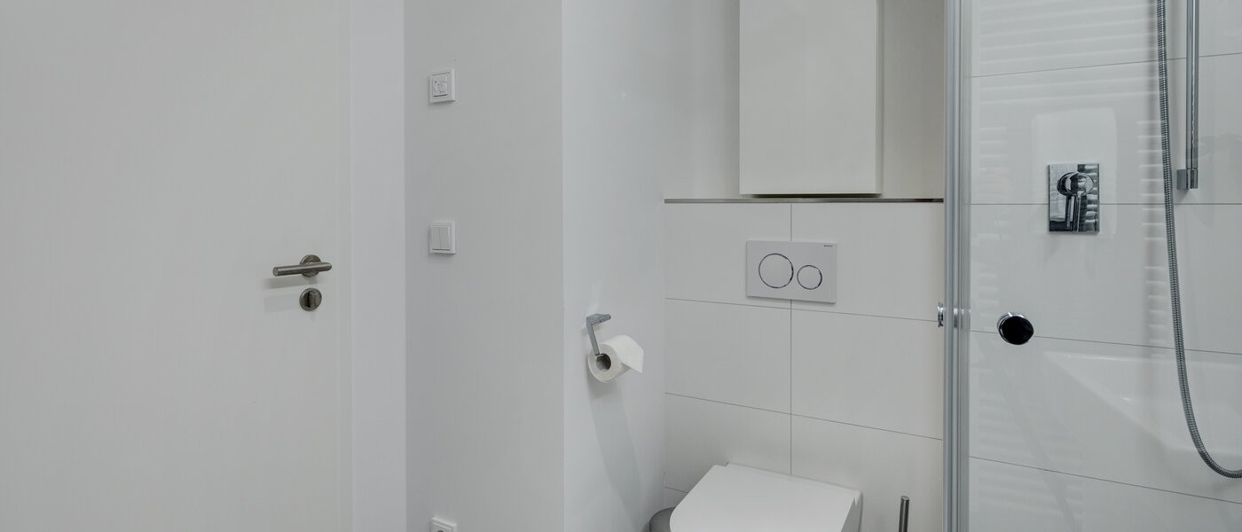 appartamento München Bogenhausen 04 bagno 11300