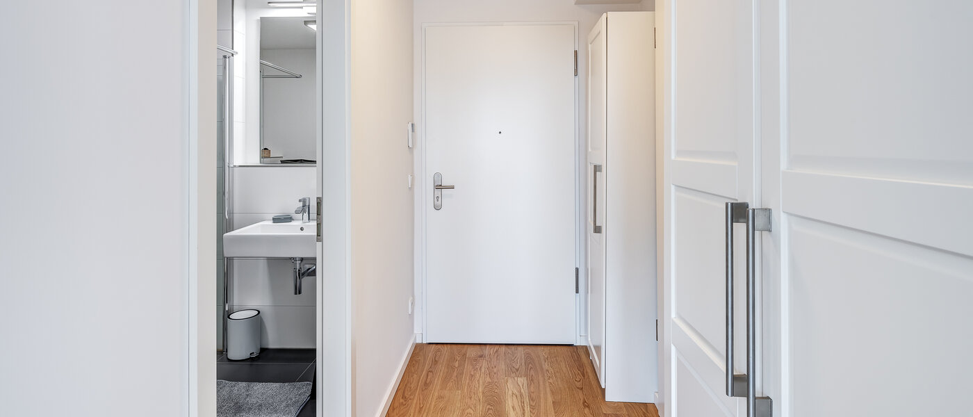 appartamento München Bogenhausen 01 ingresso/corridioio 11358