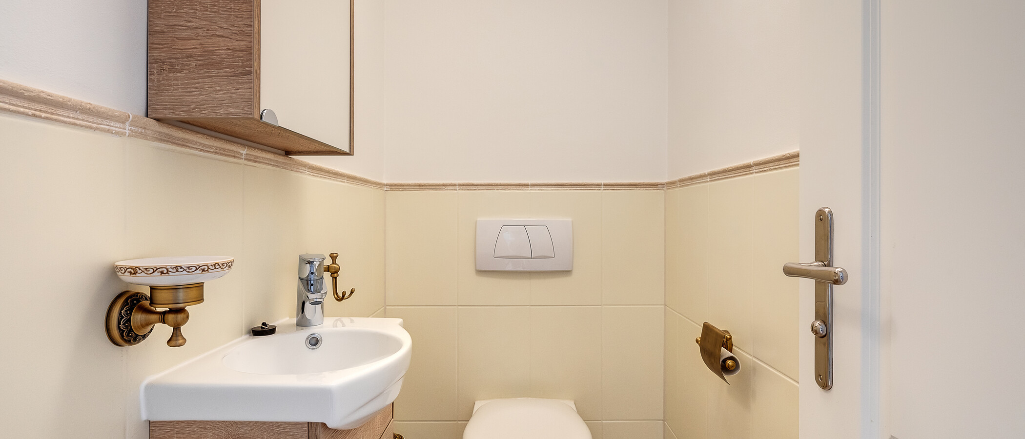 appartamento con galleria München Moosach 01 toilette per gli ospiti 11448