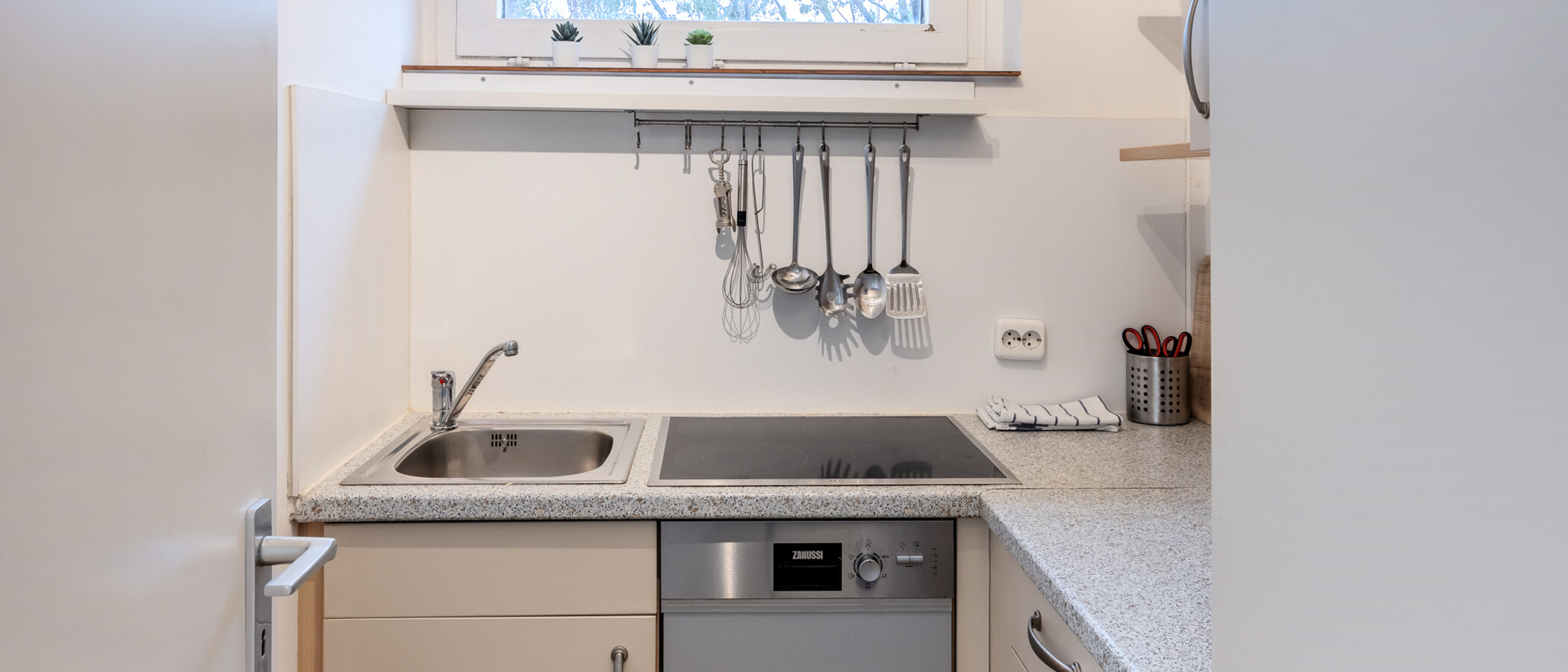 appartamento München Milbertshofen 01 cucina 11650