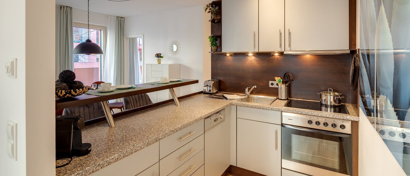 appartamento München Schwabing (rechts der Leopoldstraße) 01 cucina 11920