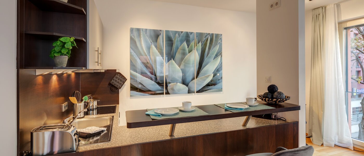 appartamento München Schwabing (rechts der Leopoldstraße) 02 cucina 11920