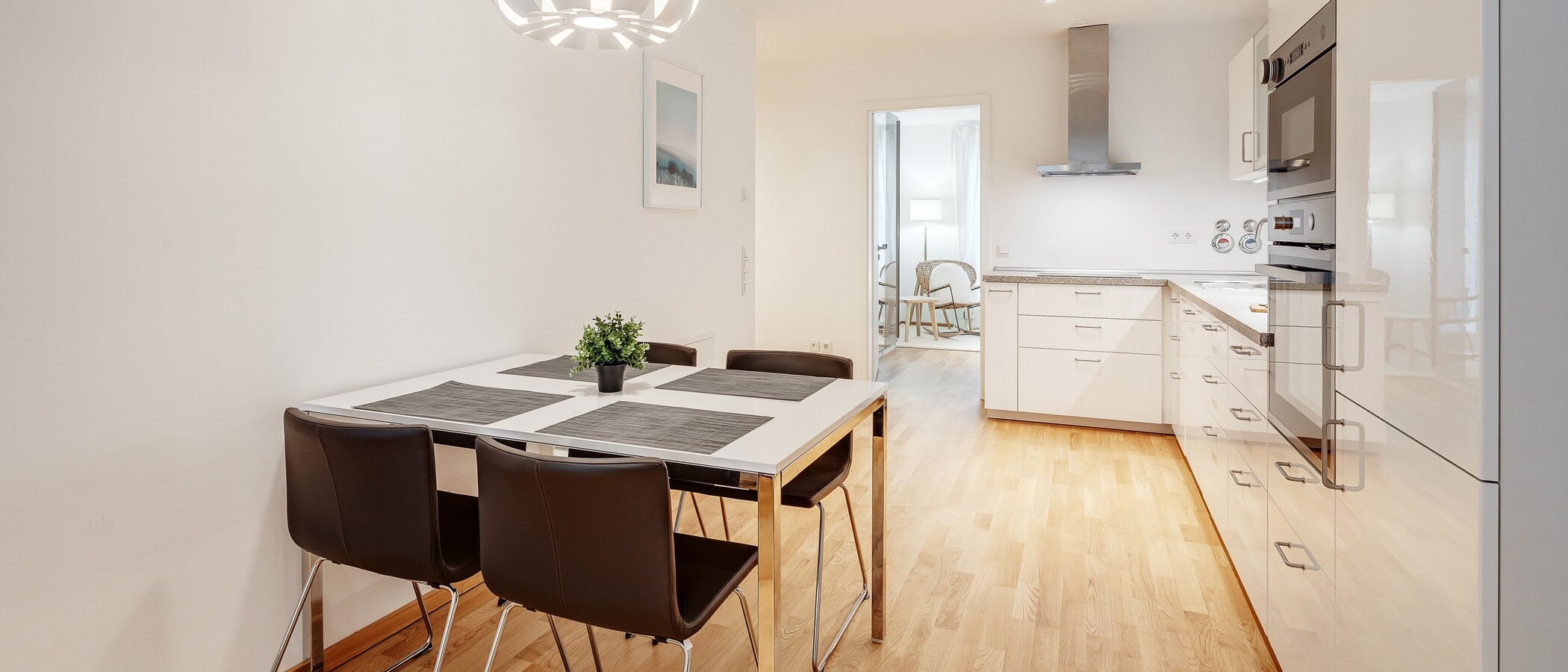 appartamento München Maxvorstadt 01 cucina 12025