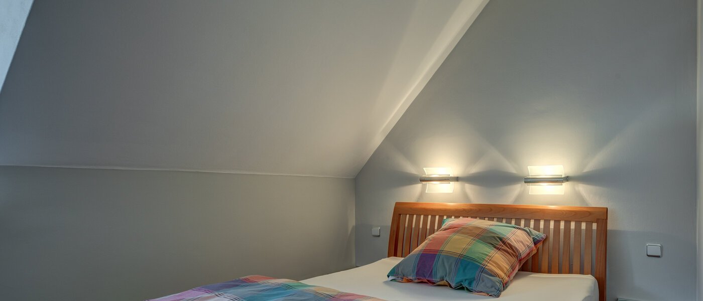 attico München Oberföhring 01 camera da letto 1205