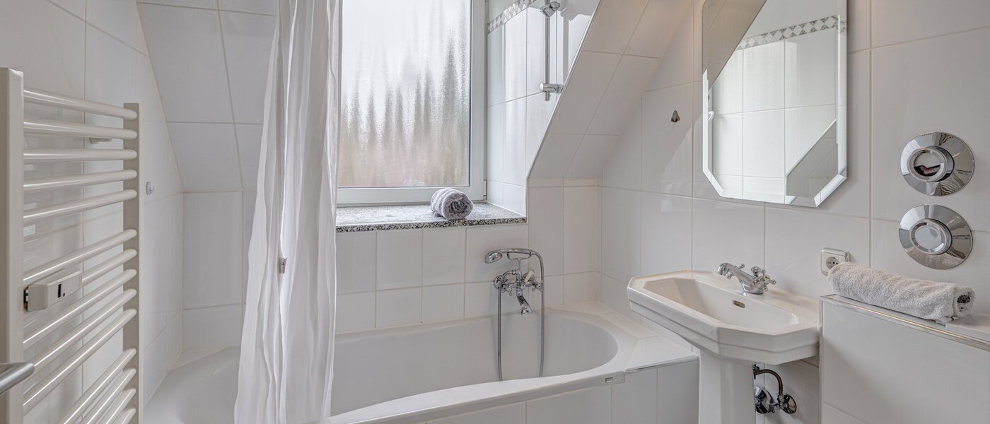 attico München Oberföhring 01 bagno 1206