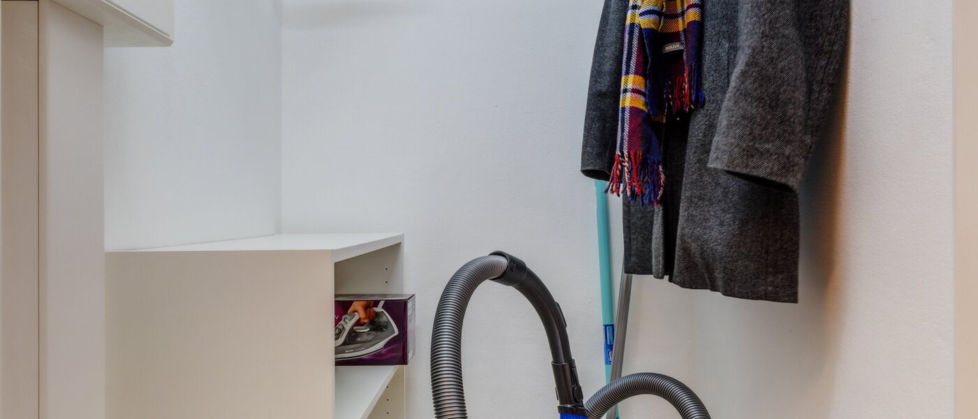 appartamento München Maxvorstadt - Museumsviertel 01 ripostiglio 1215