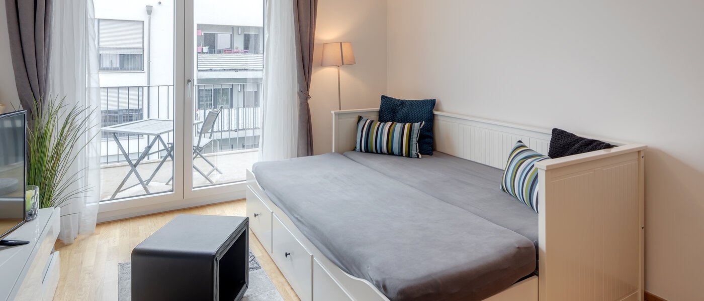 appartamento München Moosach 01 zona notte 12221