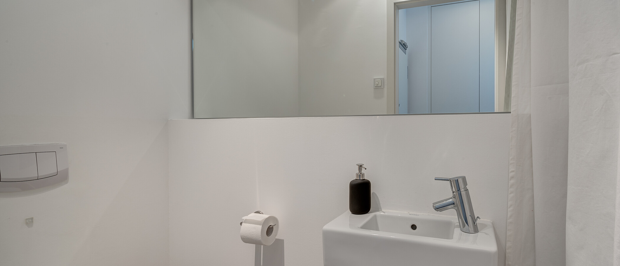 appartamento München Schwabing-West 01 toilette per gli ospiti 12272