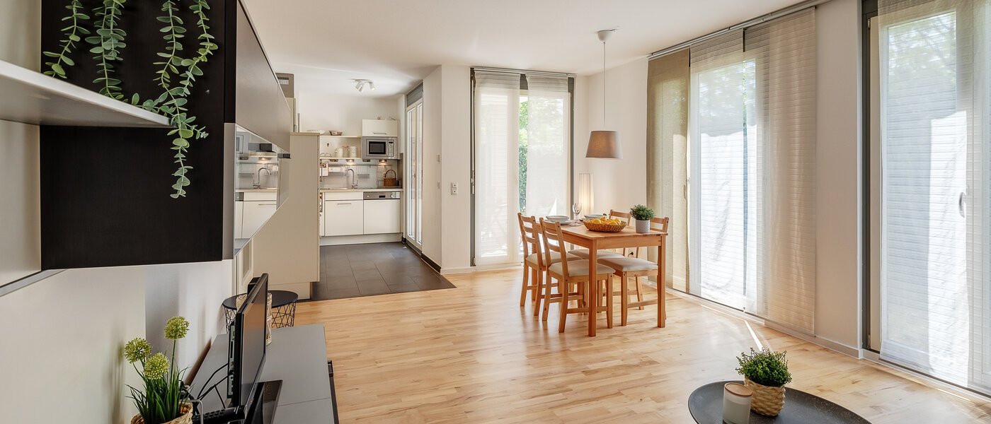 appartamento con giardino München Messestadt Riem 02 zona living 12287