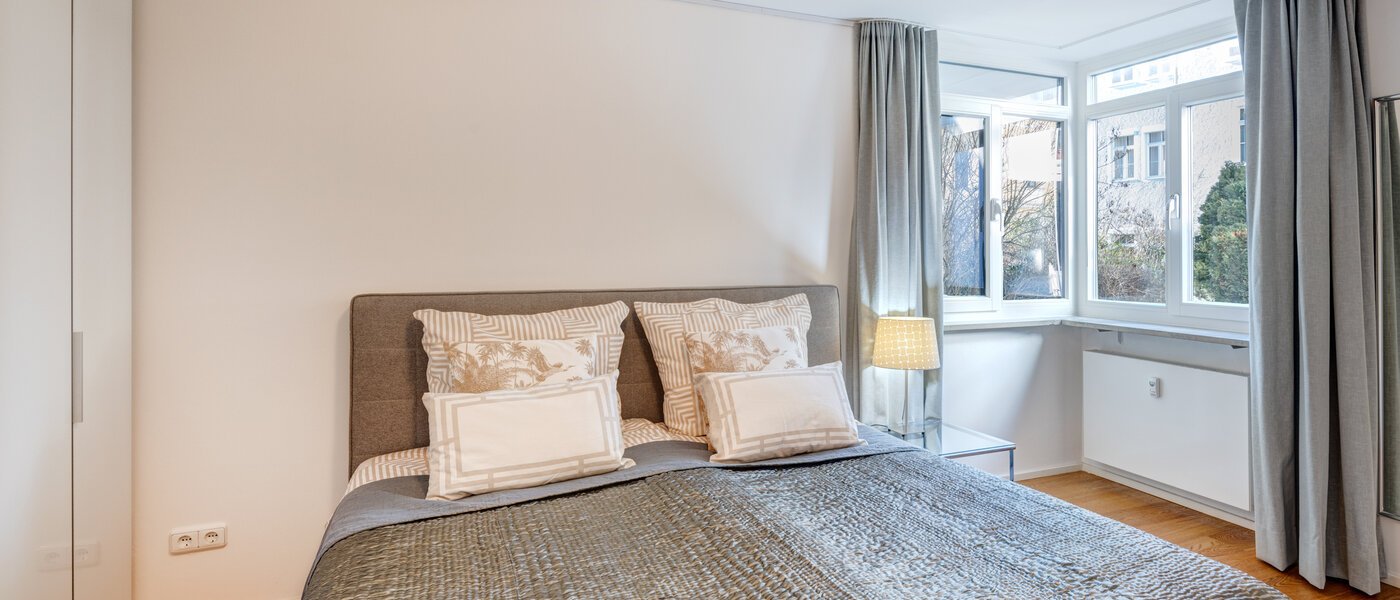 appartamento München Schwabing 01 camera da letto 12436