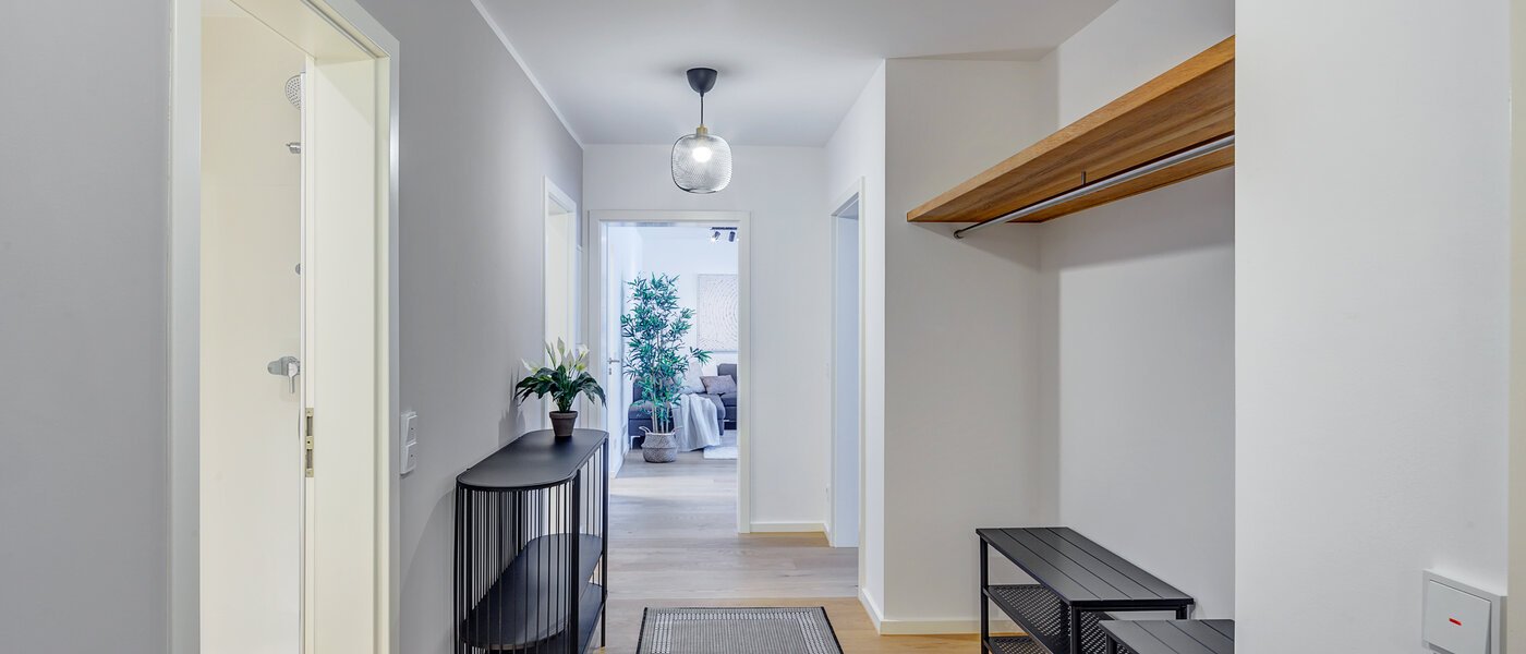 appartamento München Schwabing 03 ingresso/corridioio 12475