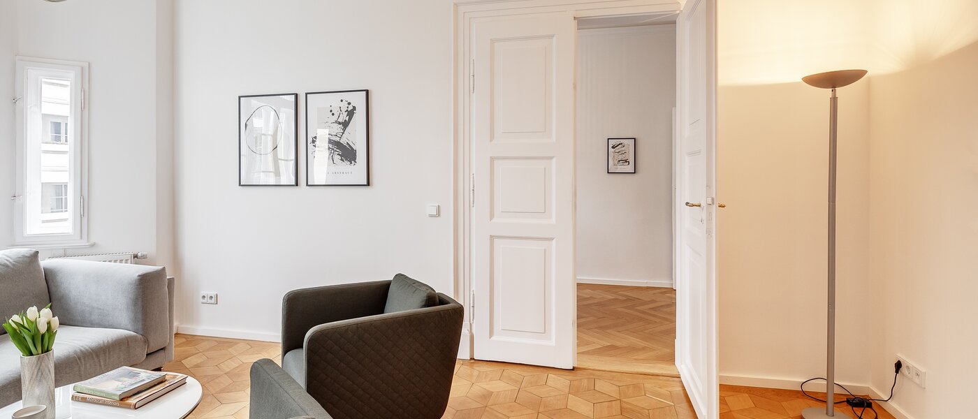 appartamento München Maxvorstadt - Universitätsviertel 06 soggiorno 12491