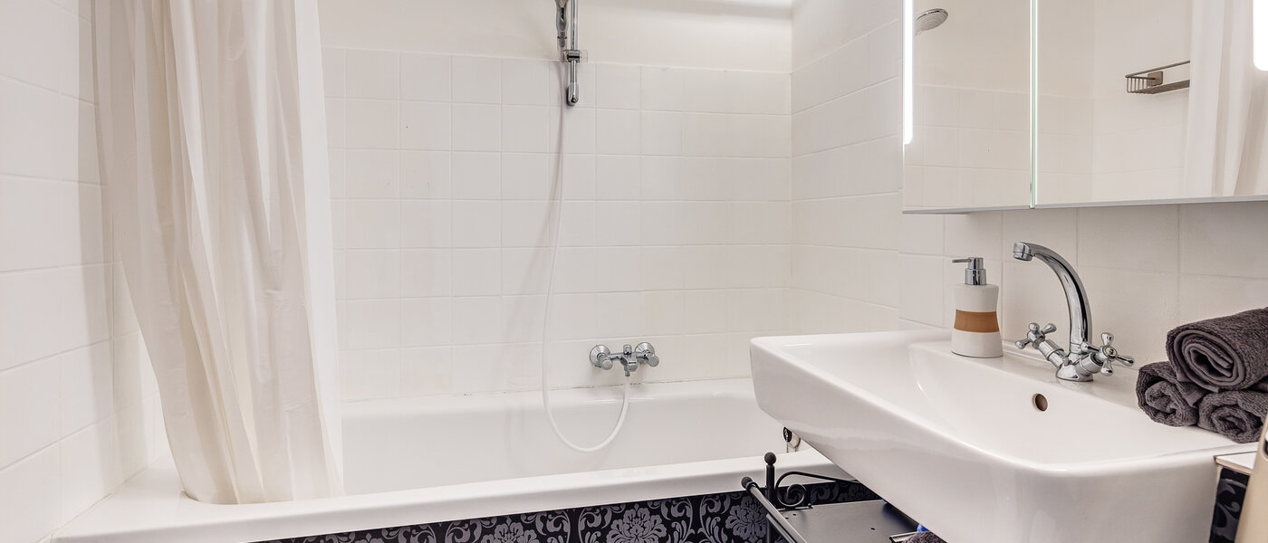 appartamento München Arabellapark 01 bagno 12513