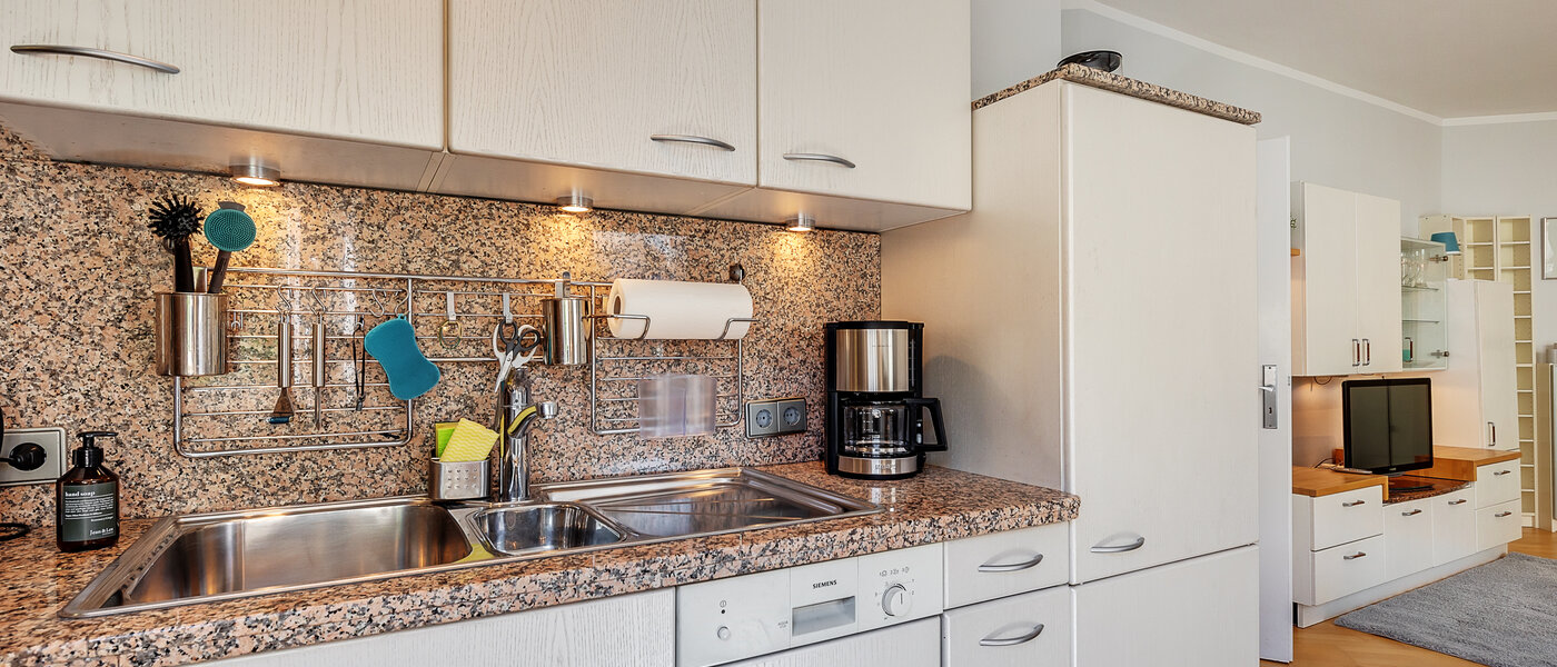 attico con terrazzo München Maxvorstadt 01 cucina 12588