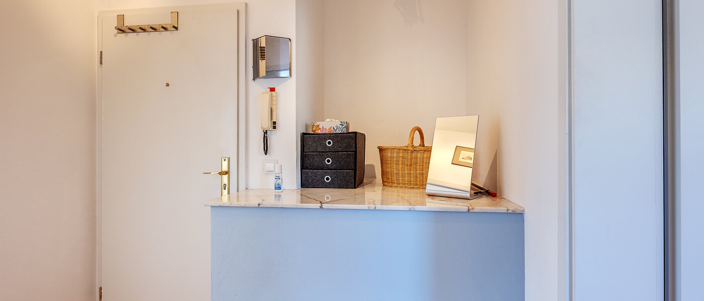 attico con terrazzo München Maxvorstadt 02 ingresso/corridioio 12588