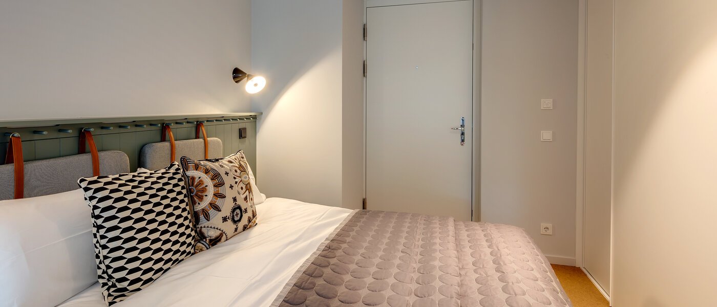 maisonnette con galleria München Herzogpark 03 zona notte 12615