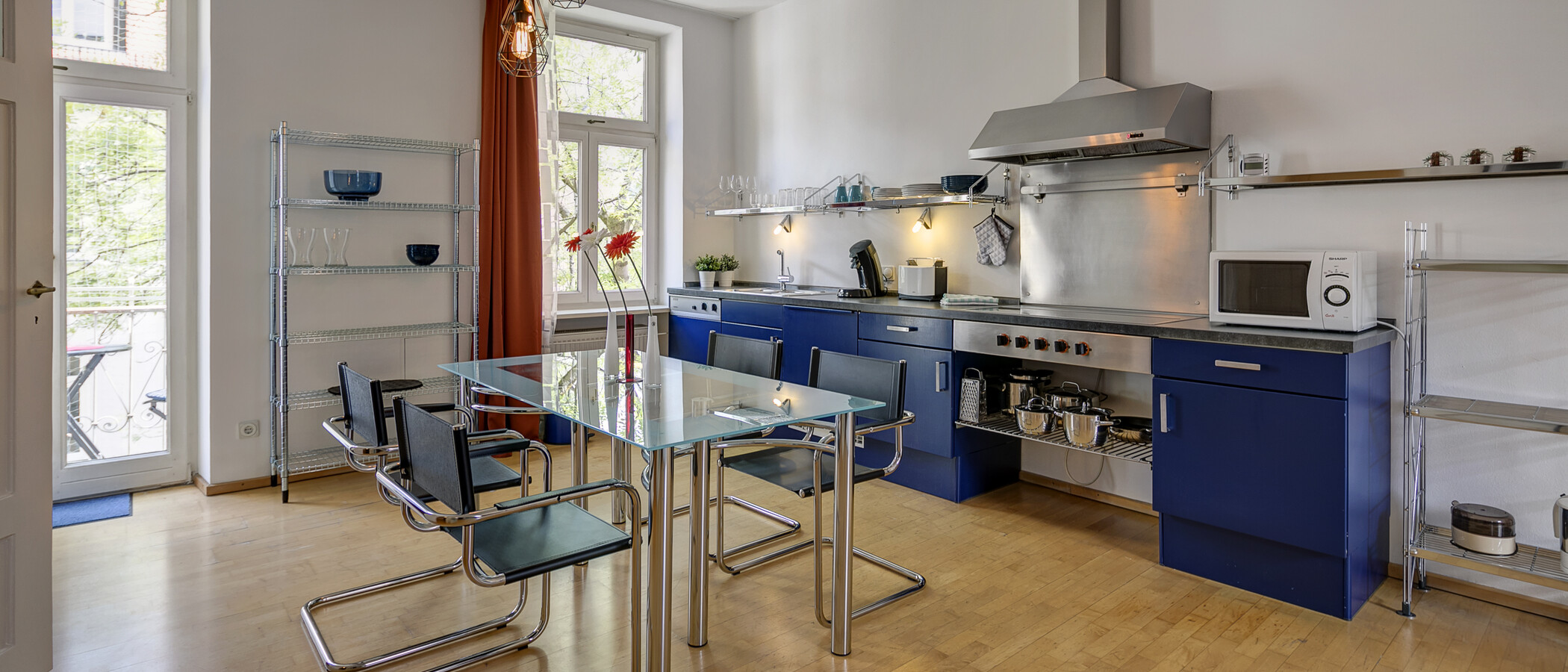 appartamento München Schwabing (links der Leopoldstraße) 01 cucina 1262