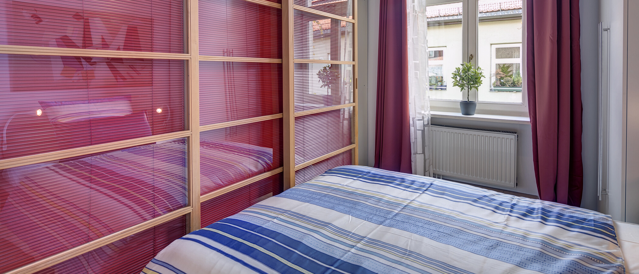 appartamento München Schwabing (links der Leopoldstraße) 03 camera da letto 1262