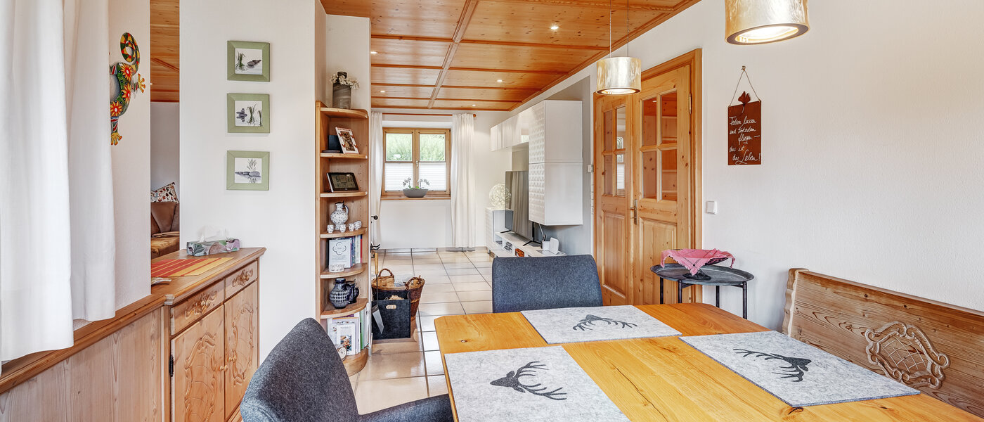 appartamento con giardino Schliersee Neuhaus 03 zona pranzo 12758