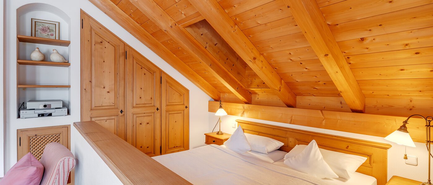 attico Bad Heilbrunn 02 zona notte 12826