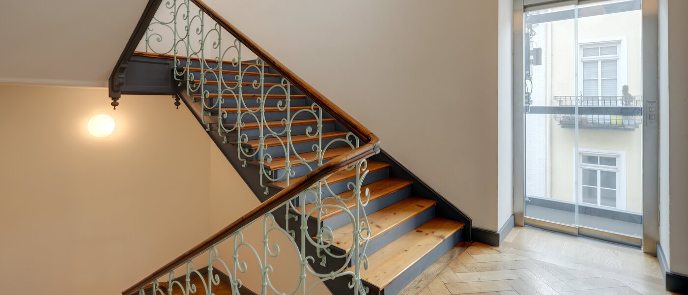 appartamento München Nymphenburg 01 vano scala 12846