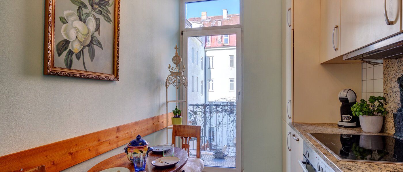 appartamento München Schwabing-West 01 cucina 12876