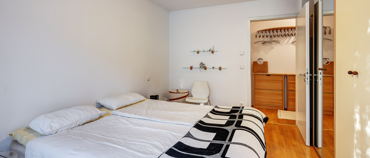 appartamento con giardino München Solln 02 camera da letto 12884