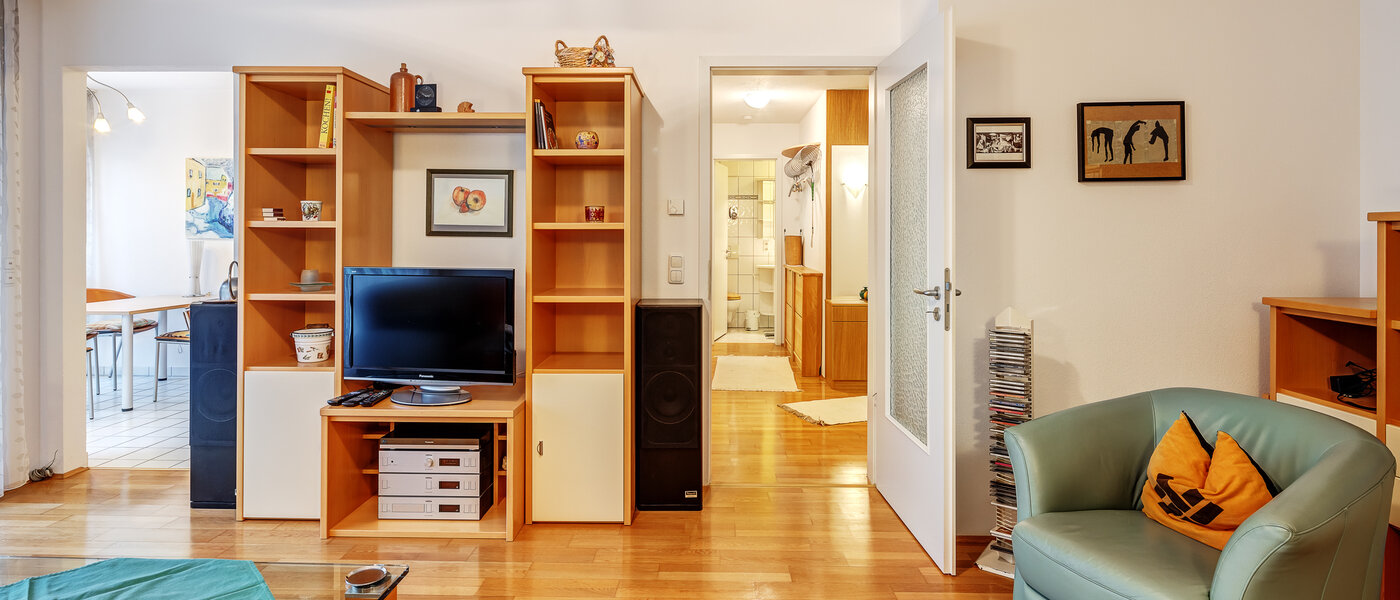 appartamento con giardino München Solln 02 soggiorno 12884